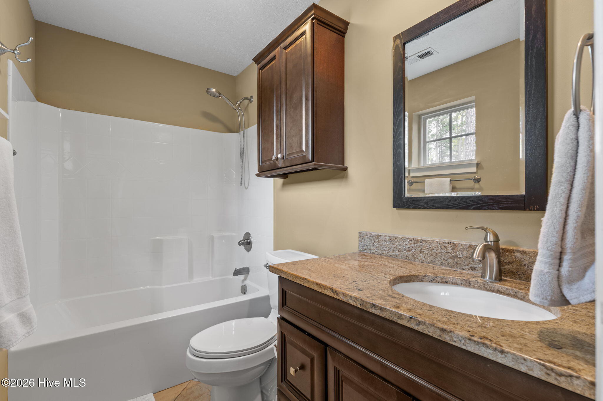 155 Devon Circle Aberdeen, NC 28315 - Photo 27 of 42 56-web-or-mls-DSC07747