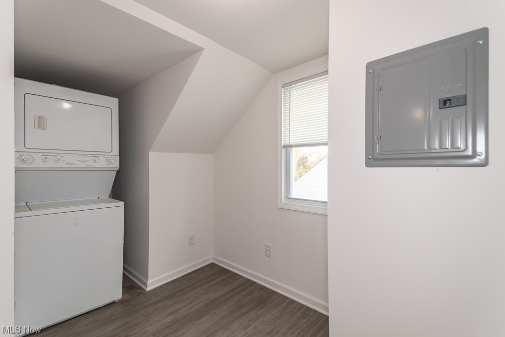32145 Dickerson Road Willowick, OH 44095 - Photo 24 of 32 Second floor laundry