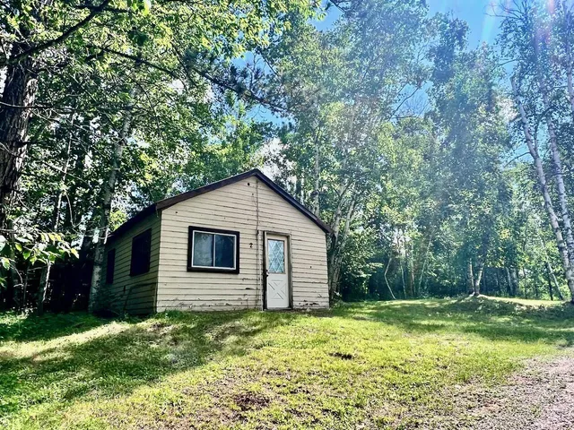 $350,000 | 8931 Palm Road, Britt, MN 55710