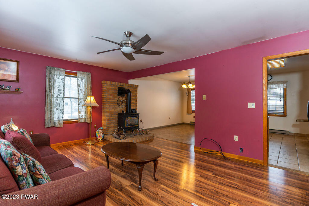47 Deer Laurel Estate Road Lake Ariel, PA 18436 - Photo 11 of 44 Living Room