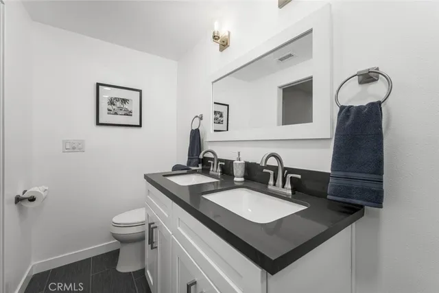 $1,750,000 | 11344 Rochelle Street, Los Alamitos, CA 90720