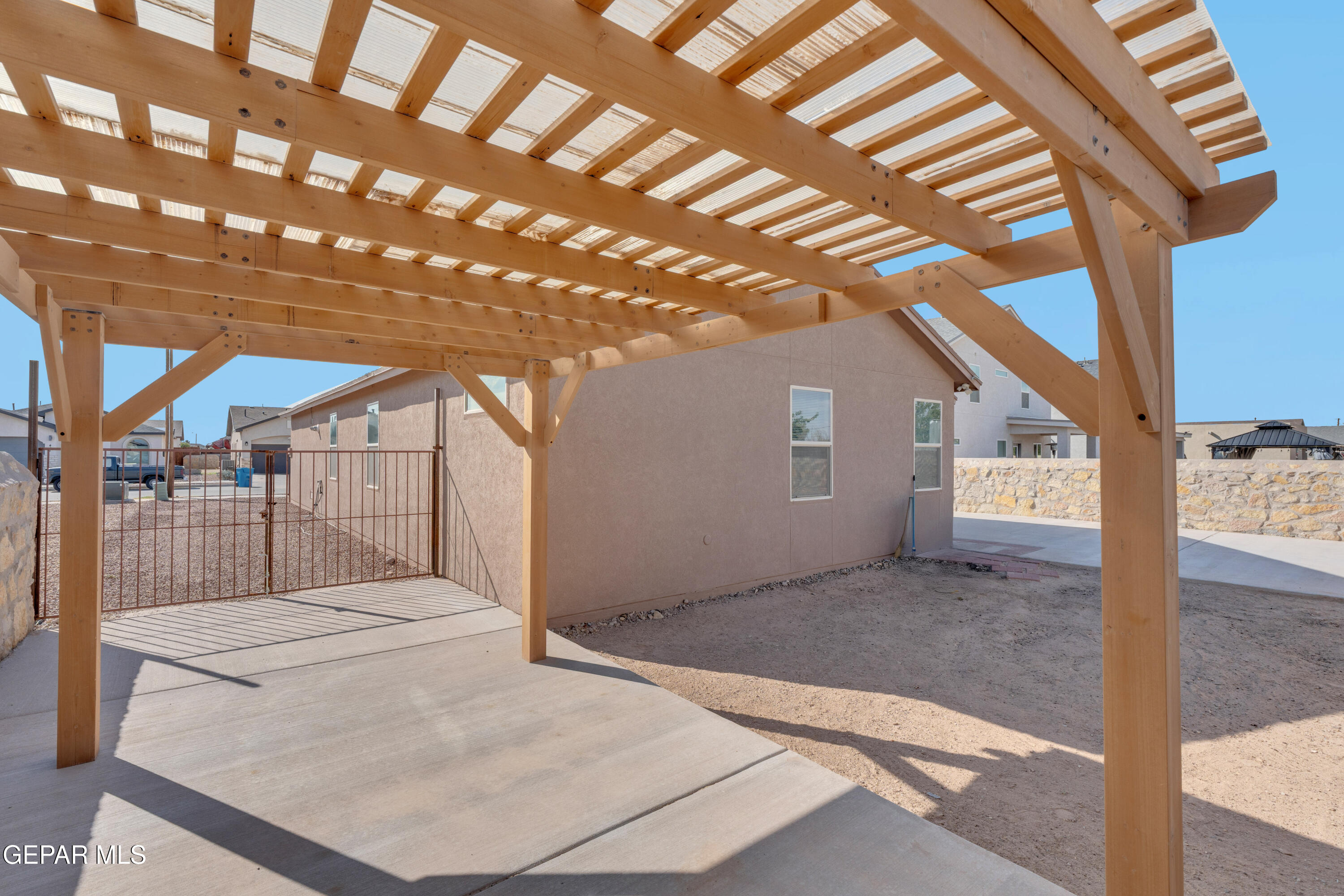 444 Sun Temple Socorro, TX 79927 - Photo 35 of 35 6 (2)
