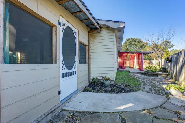 $2,295 | 8042 Nova Court, North Charleston, SC 29420