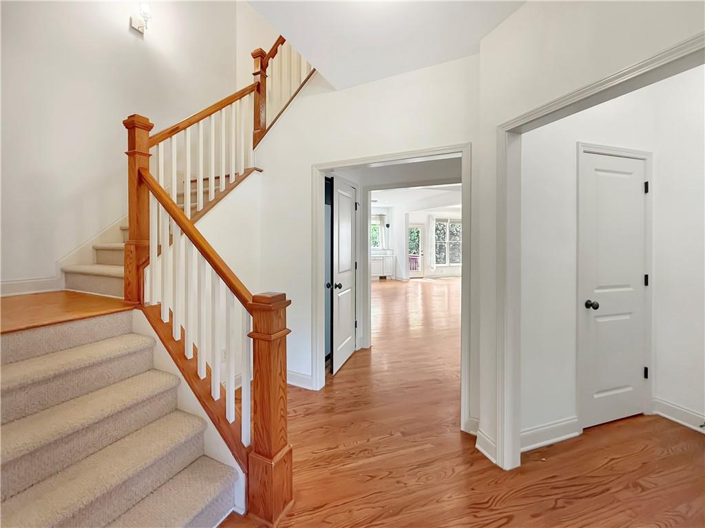 8275 Majors Ridge Way Cumming, GA 30041 - Photo 5 of 51 Gallery Image 5