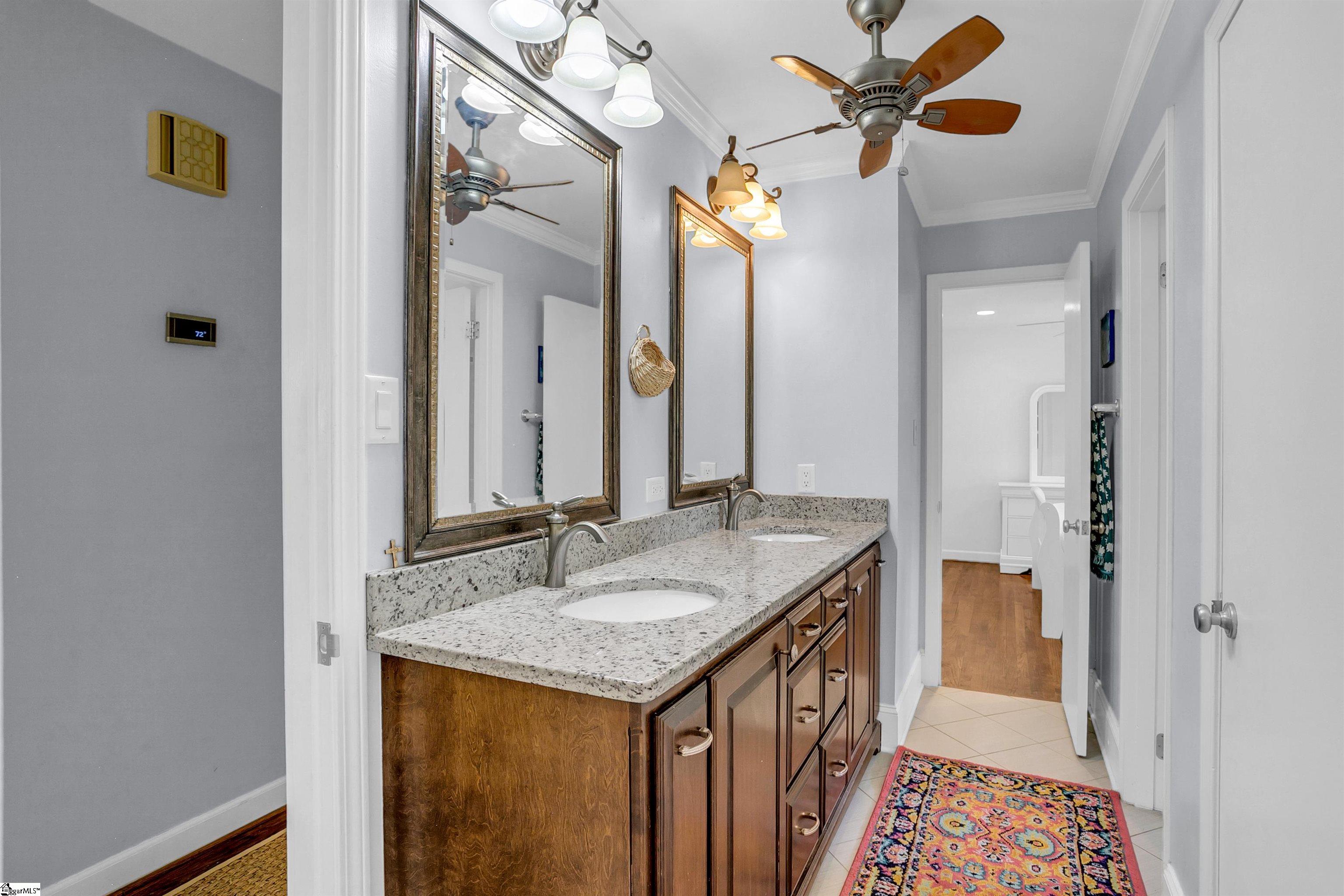 285 Henderson Road Greenville, SC 29607 - Photo 17 of 32
