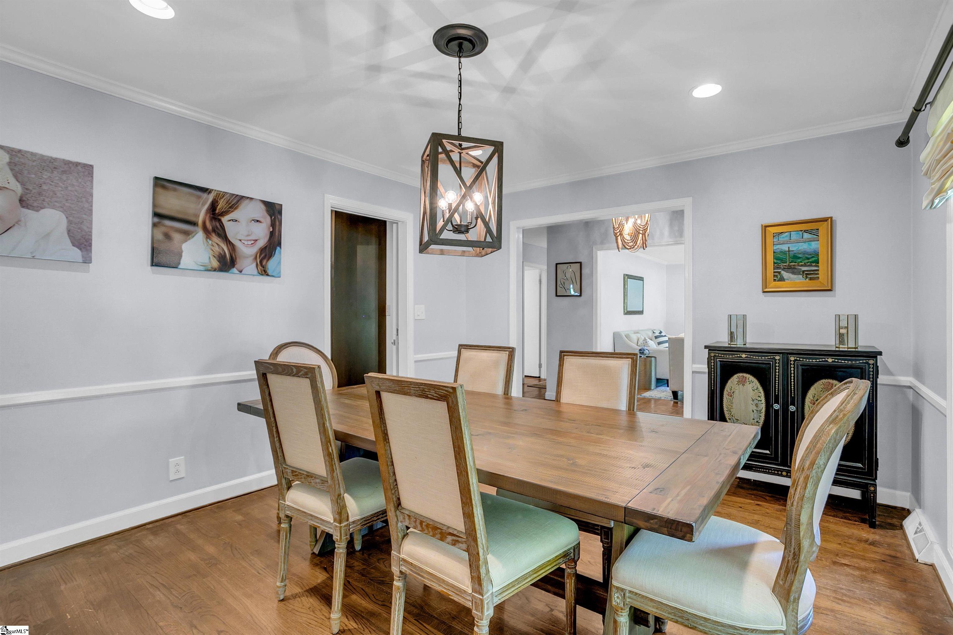 285 Henderson Road Greenville, SC 29607 - Photo 5 of 32