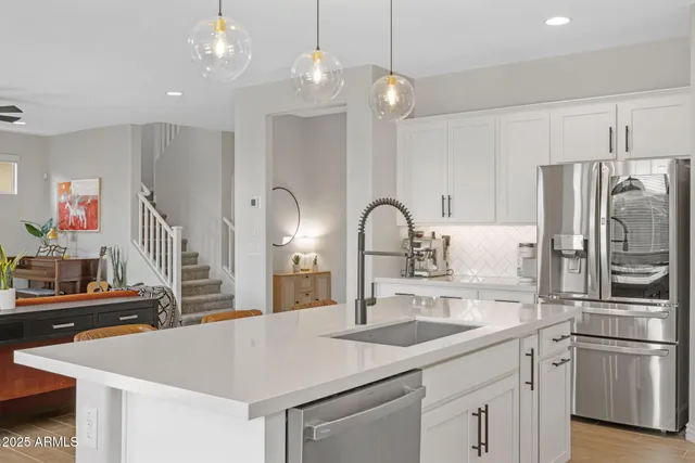a view of livingroom with furniture and windows