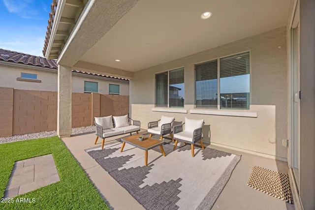 a view of outdoor space yard and front view of a house