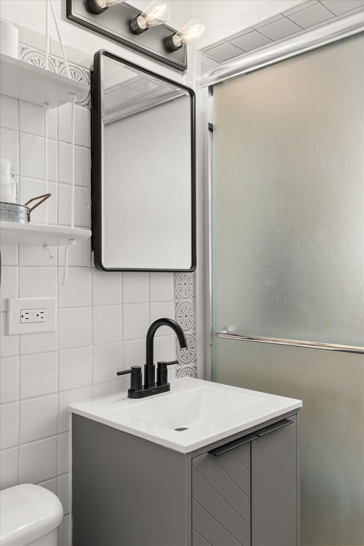 8814 South Pulaski Road Hometown, IL 60456 - Photo 21 of 24 Gallery Image 21
