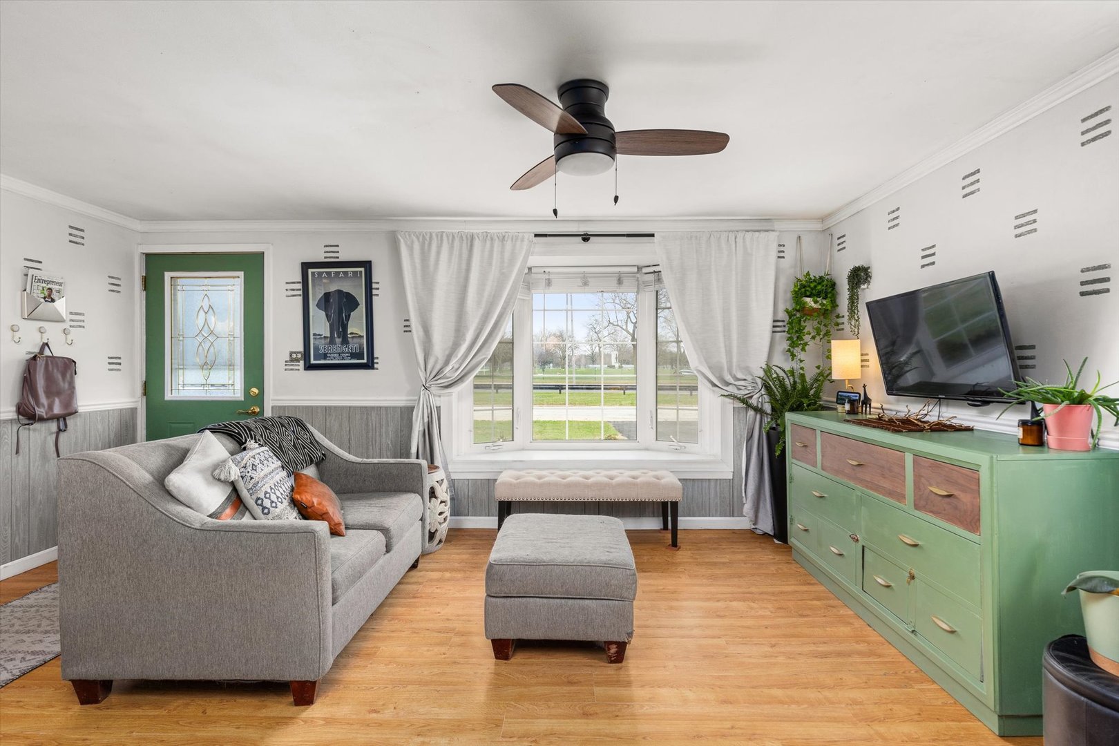 8814 South Pulaski Road Hometown, IL 60456 - Photo 6 of 24 Gallery Image 6