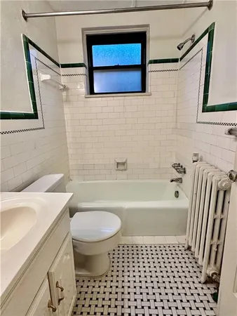 $975 | 44 Academy Avenue, Unit 23, Pittsburgh, PA 15228