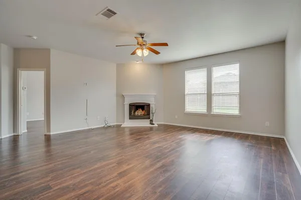 $2,690 | 4717 Hidden Pond Drive, Frisco, TX 75036