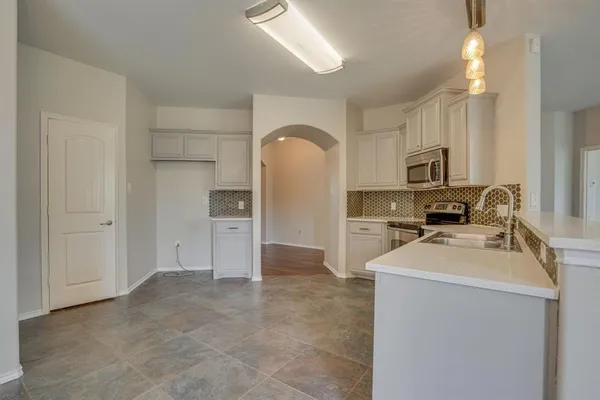 $2,690 | 4717 Hidden Pond Drive, Frisco, TX 75036