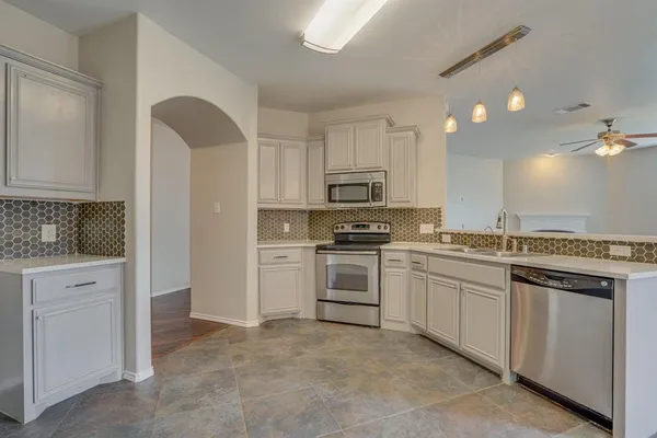 $2,690 | 4717 Hidden Pond Drive, Frisco, TX 75036