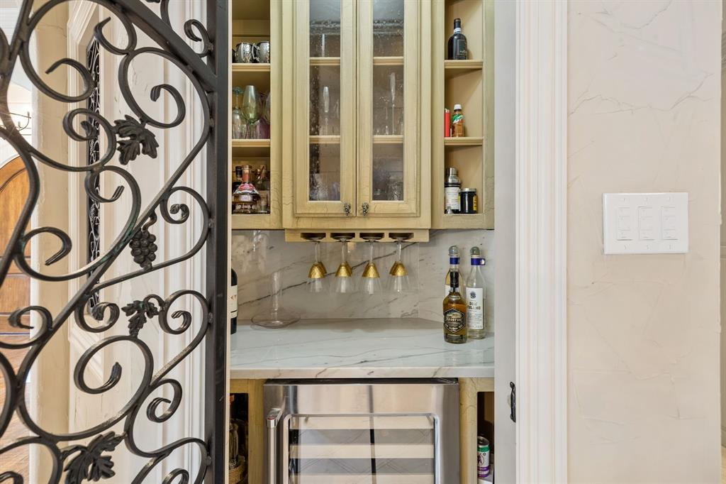 411 Marshall Road Southlake, TX 76092 - Photo 7 of 40