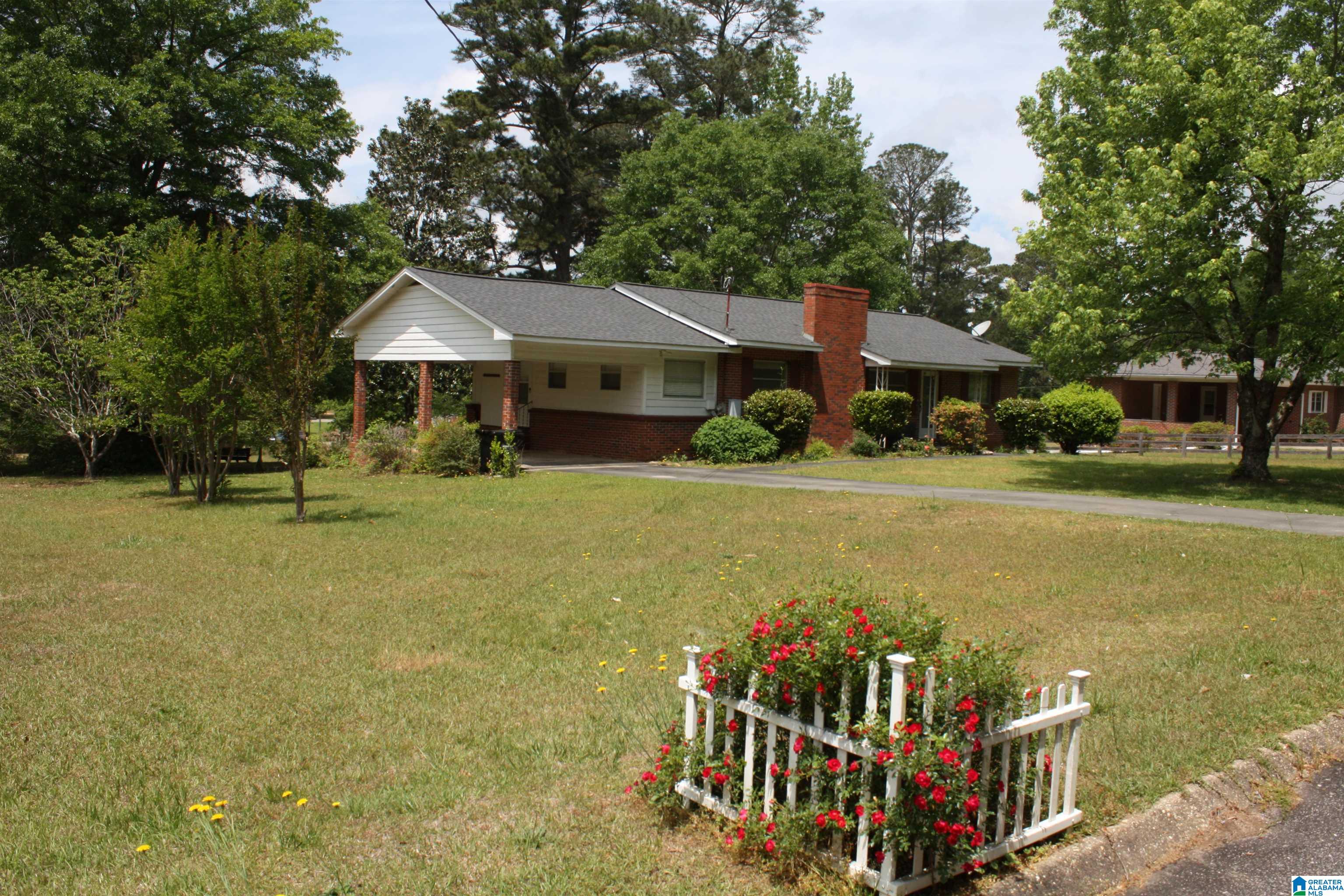 216 Gilham Road Roanoke, AL 36274 - Photo 2 of 22