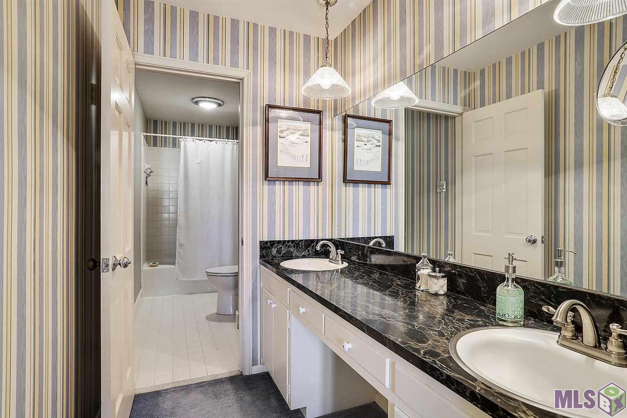 12030 Chester Drive Baton Rouge, LA 70810 - Photo 12 of 23