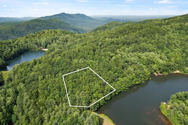 $45,000 | 430 North Lakeview Drive, Saluda, NC 28773