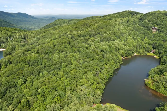 $45,000 | 430 North Lakeview Drive, Saluda, NC 28773