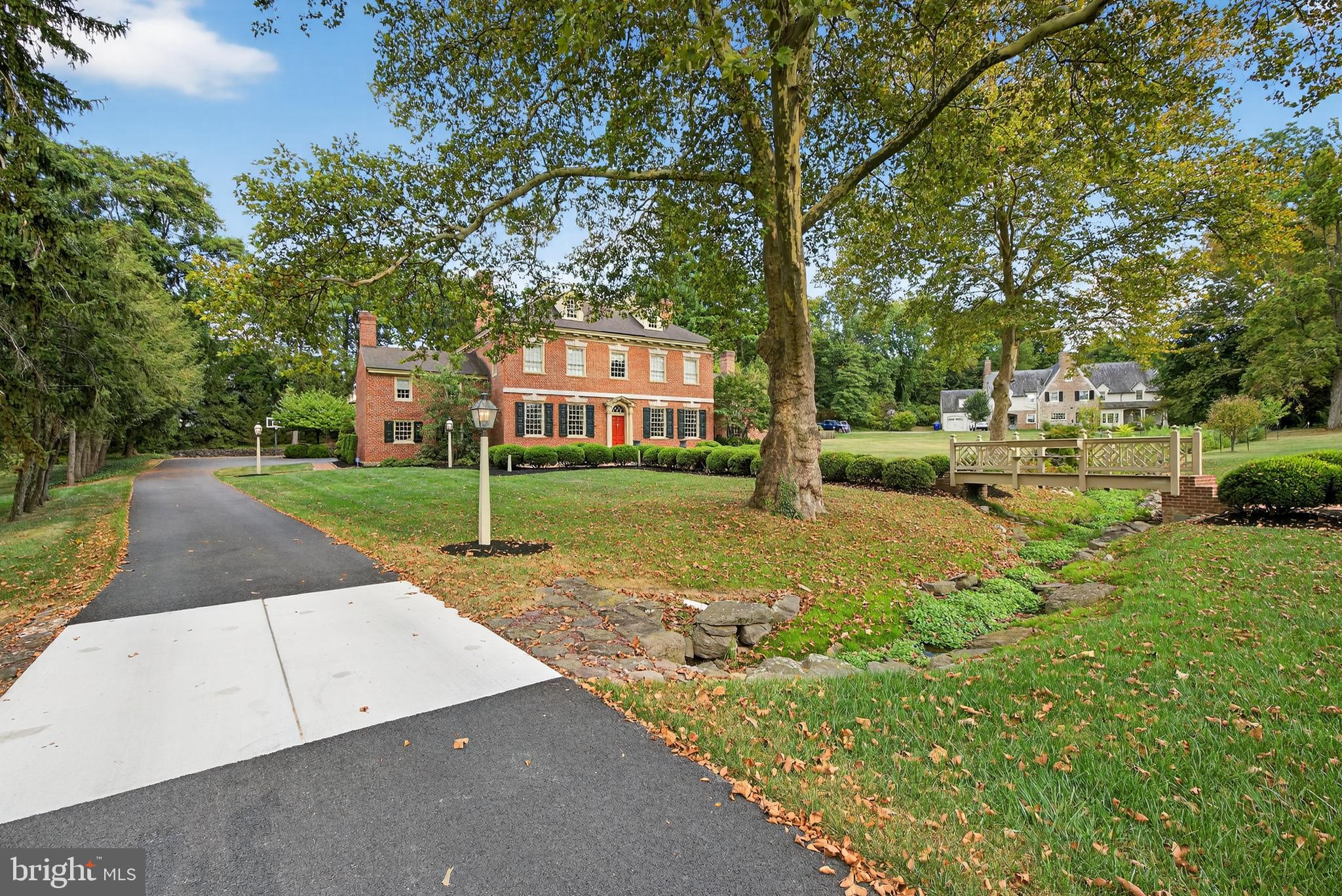 1101 Smallbrook Lane York, PA 17403 - Photo 17 of 94