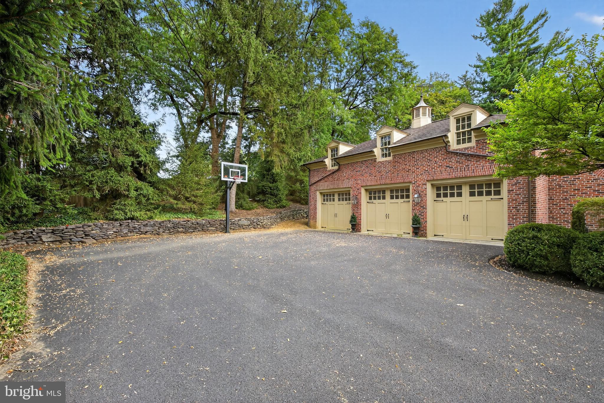 1101 Smallbrook Lane York, PA 17403 - Photo 88 of 94