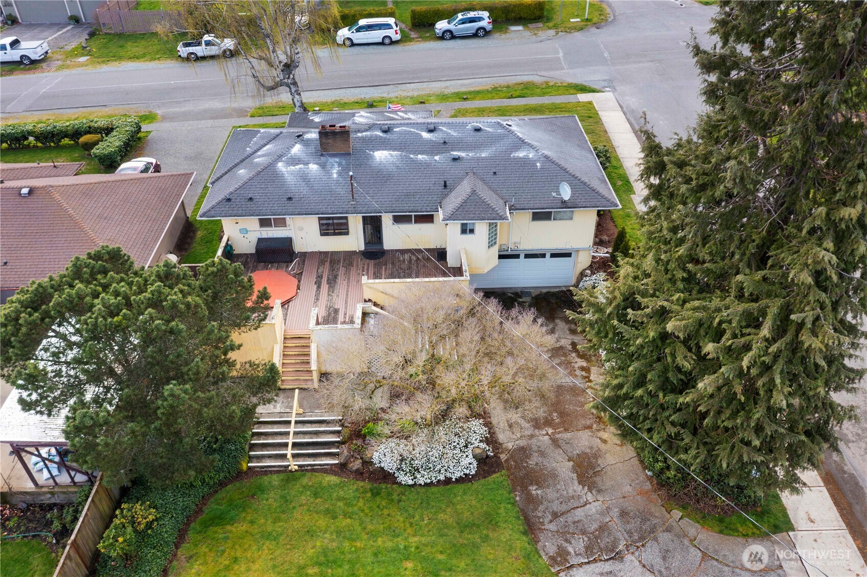 10702 39th Avenue Southwest Seattle, WA 98146 - Photo 38 of 40 an aerial view of a house