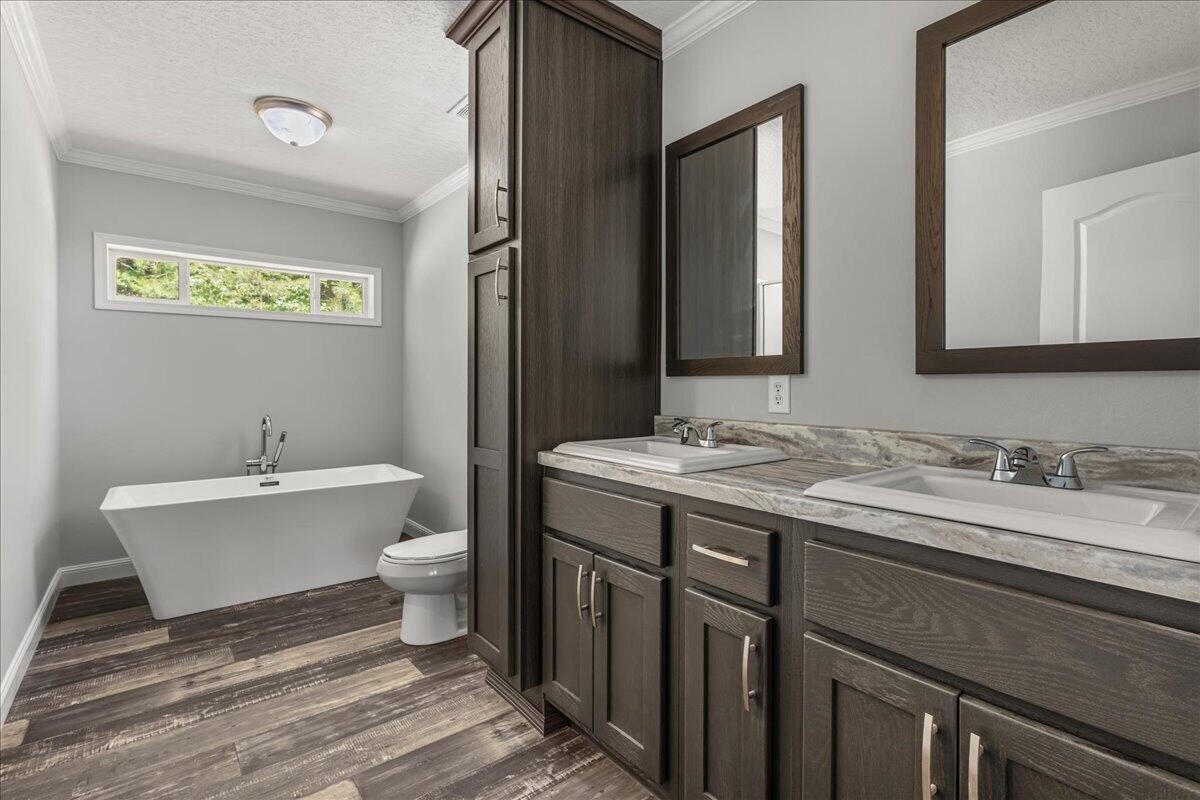 1629 Wasson Road Ten Mile, TN 37880 - Photo 20 of 27 a bathroom with a sink and a mirror
