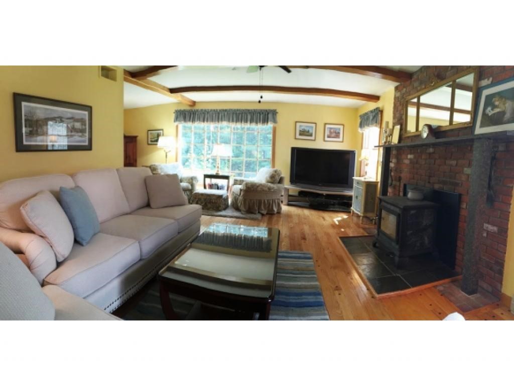 94 Crane Road Whitefield, NH 03598 - Photo 3 of 36