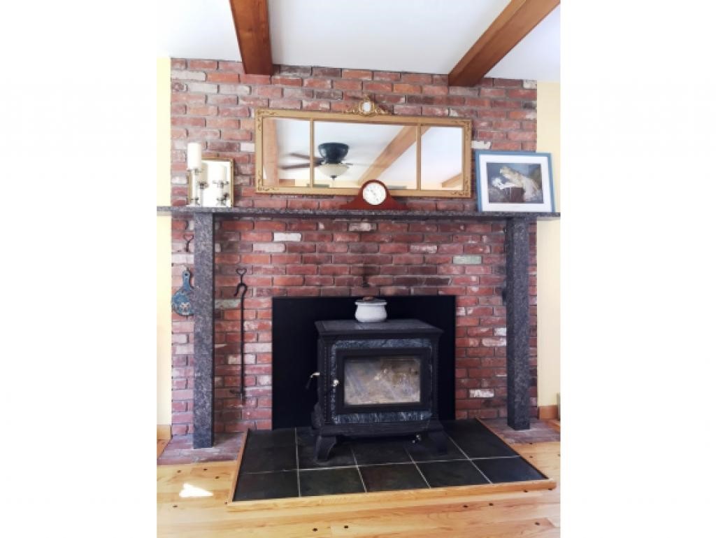 94 Crane Road Whitefield, NH 03598 - Photo 4 of 36