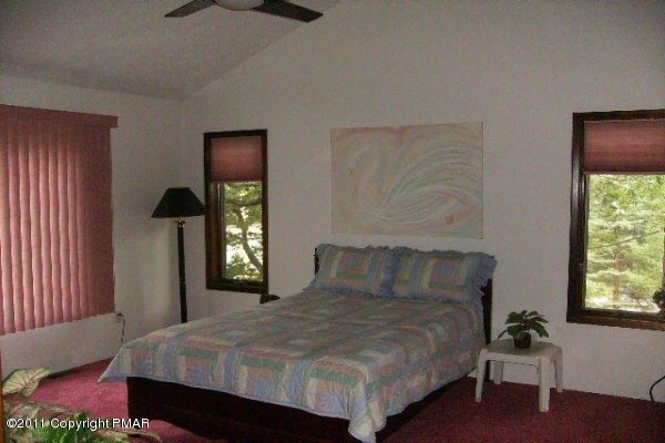 499 Saunders Drive Bushkill, PA 18324 - Photo 23 of 23 bed 3