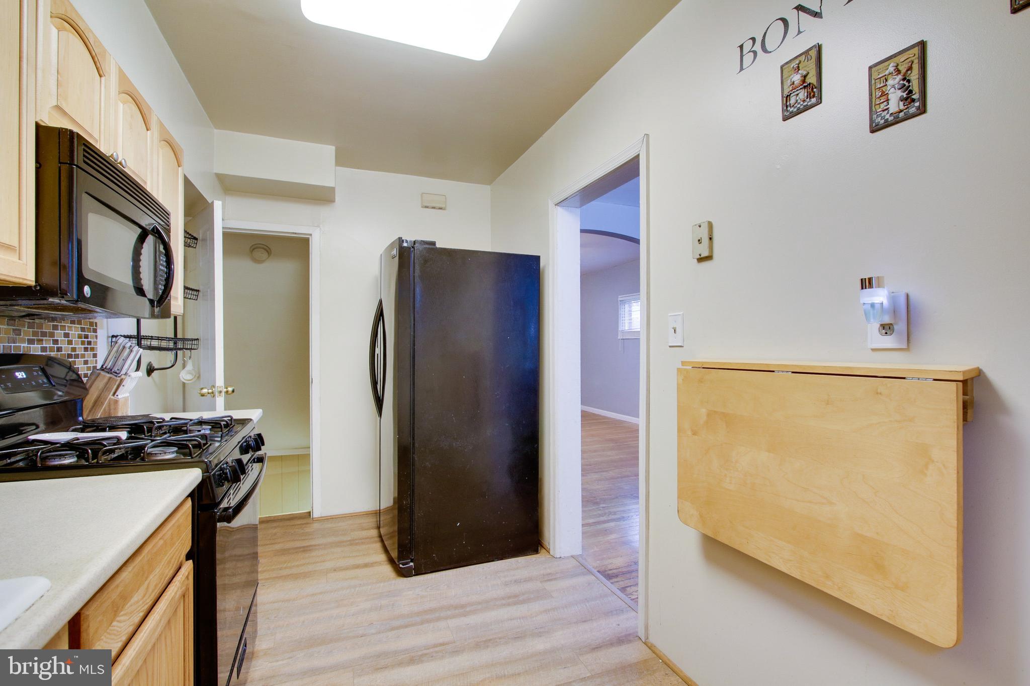 501 Queensgate Road Baltimore, MD 21229 - Photo 13 of 26