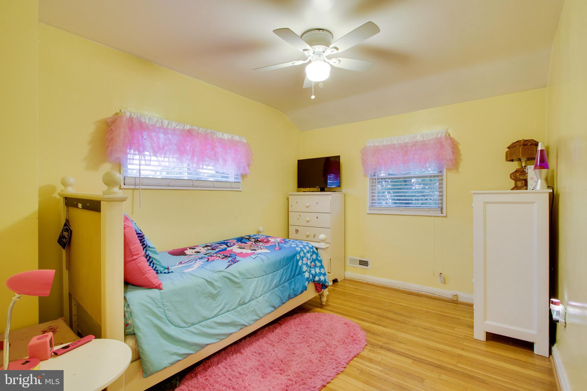 501 Queensgate Road Baltimore, MD 21229 - Photo 16 of 26