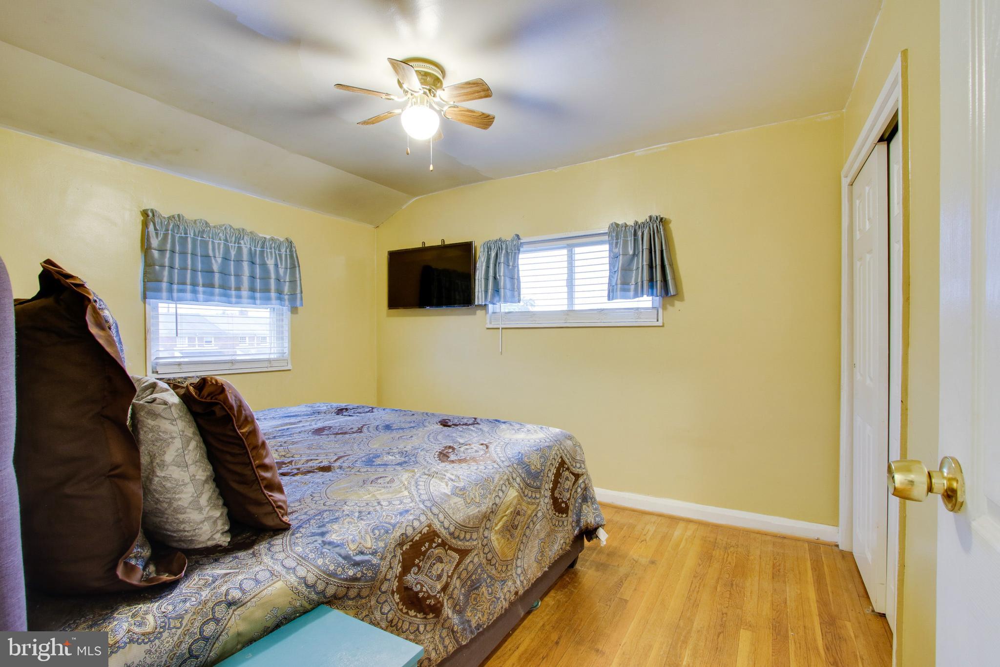 501 Queensgate Road Baltimore, MD 21229 - Photo 17 of 26