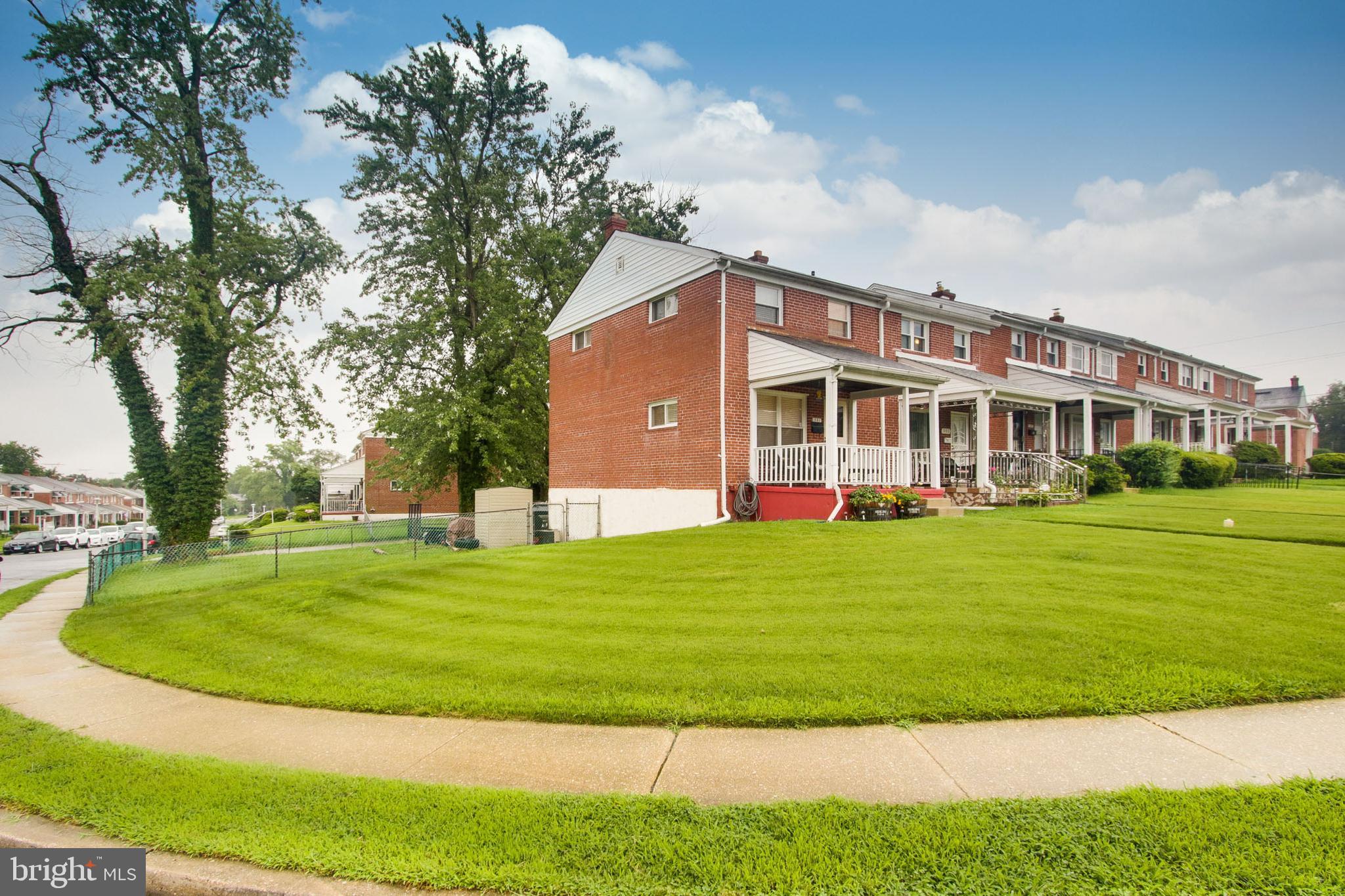 501 Queensgate Road Baltimore, MD 21229 - Photo 3 of 26