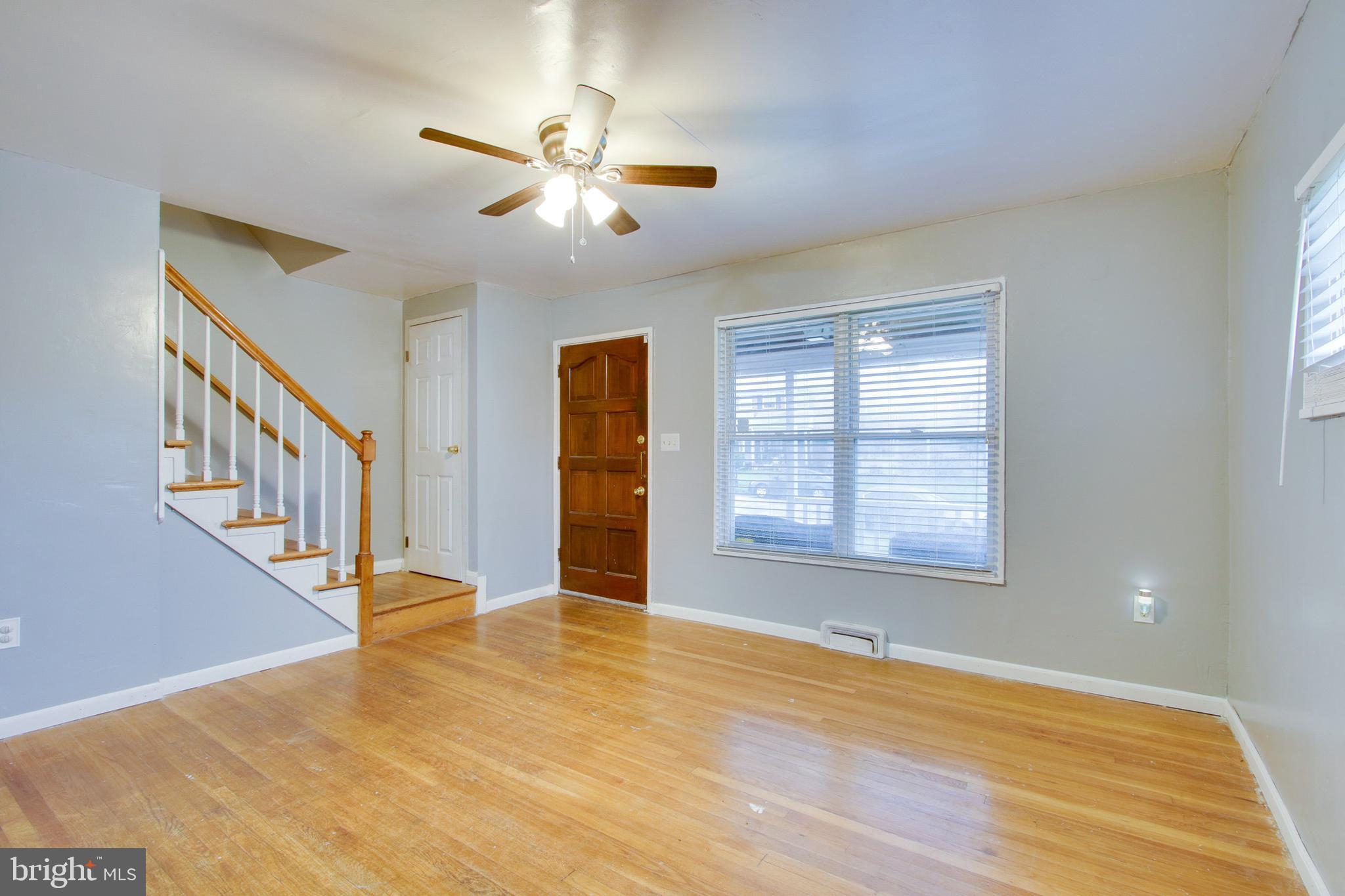 501 Queensgate Road Baltimore, MD 21229 - Photo 7 of 26