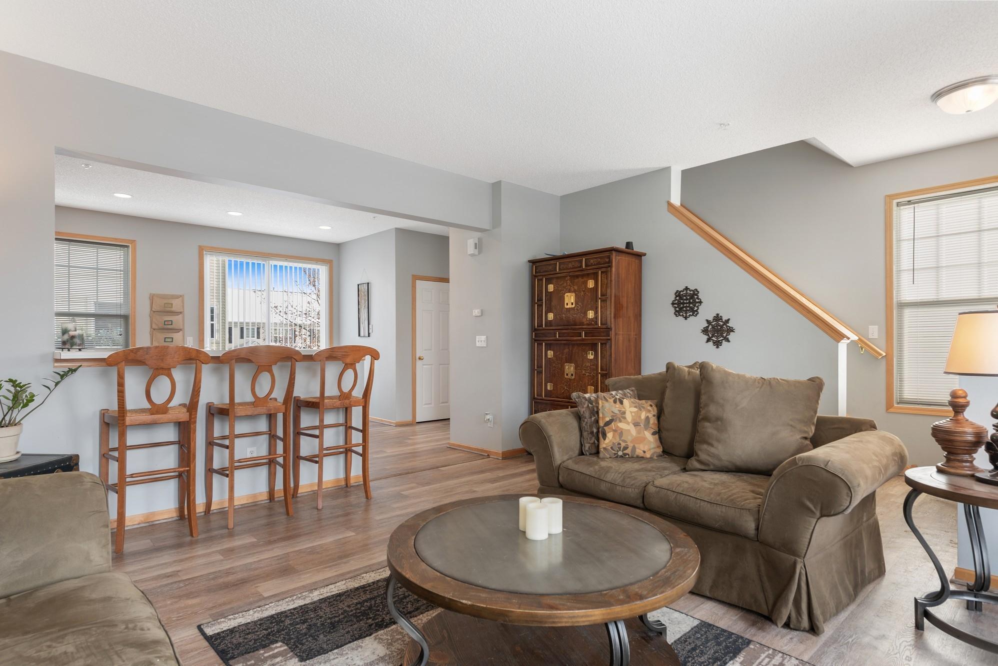2087 Clover Ridge Drive Chaska, MN 55318 - Photo 4 of 18 Gallery Image 4