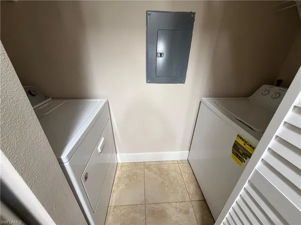 $1,600 | 2070 Arbour Walk Circle, Unit 3224, Naples, FL 34109