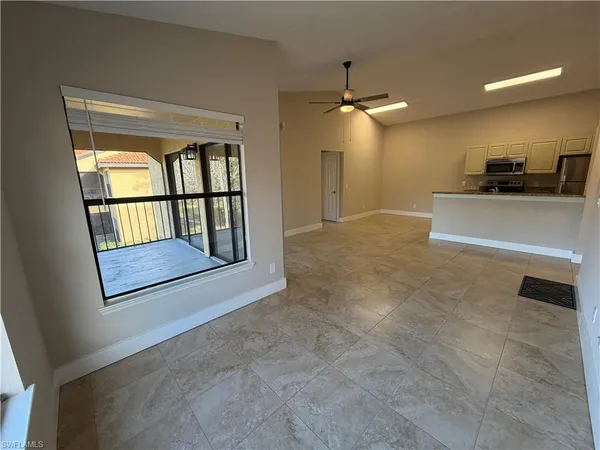 $1,600 | 2070 Arbour Walk Circle, Unit 3224, Naples, FL 34109