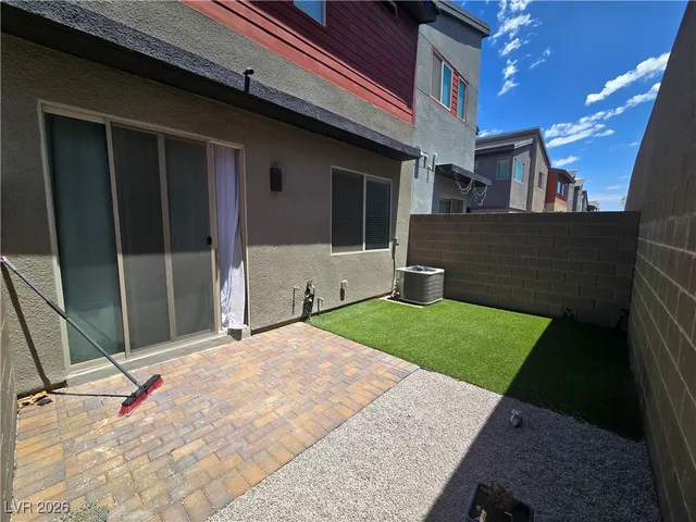 $425,000 | 3219 Bertonico Street, Henderson, NV 89044