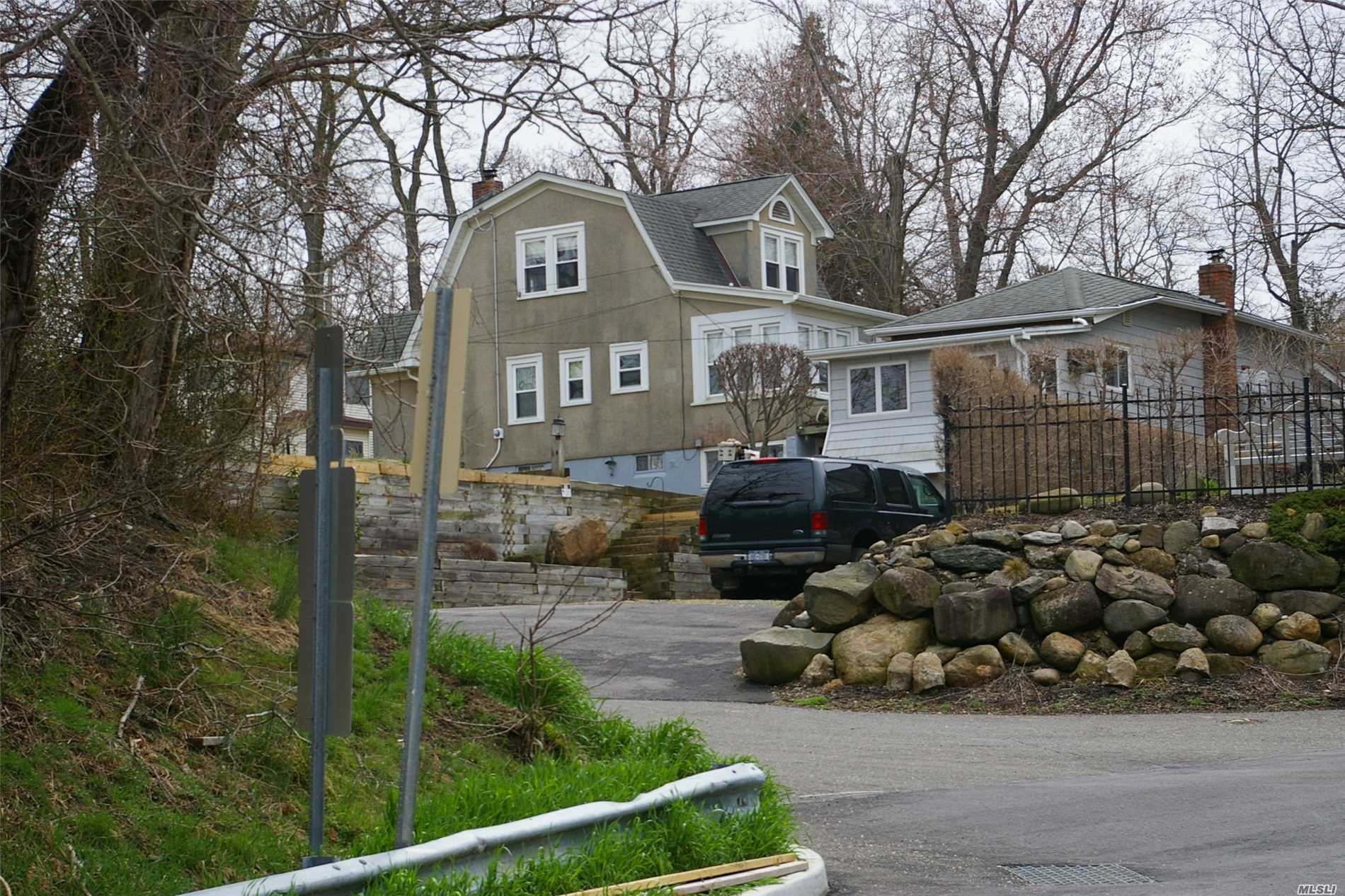 49 Acacia Road Rocky Point, NY 11778 - Photo 4 of 17