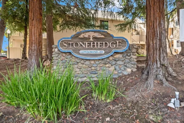 $275,000 | 7441 Auburn Oaks Court, Unit G, Citrus Heights, CA 95621