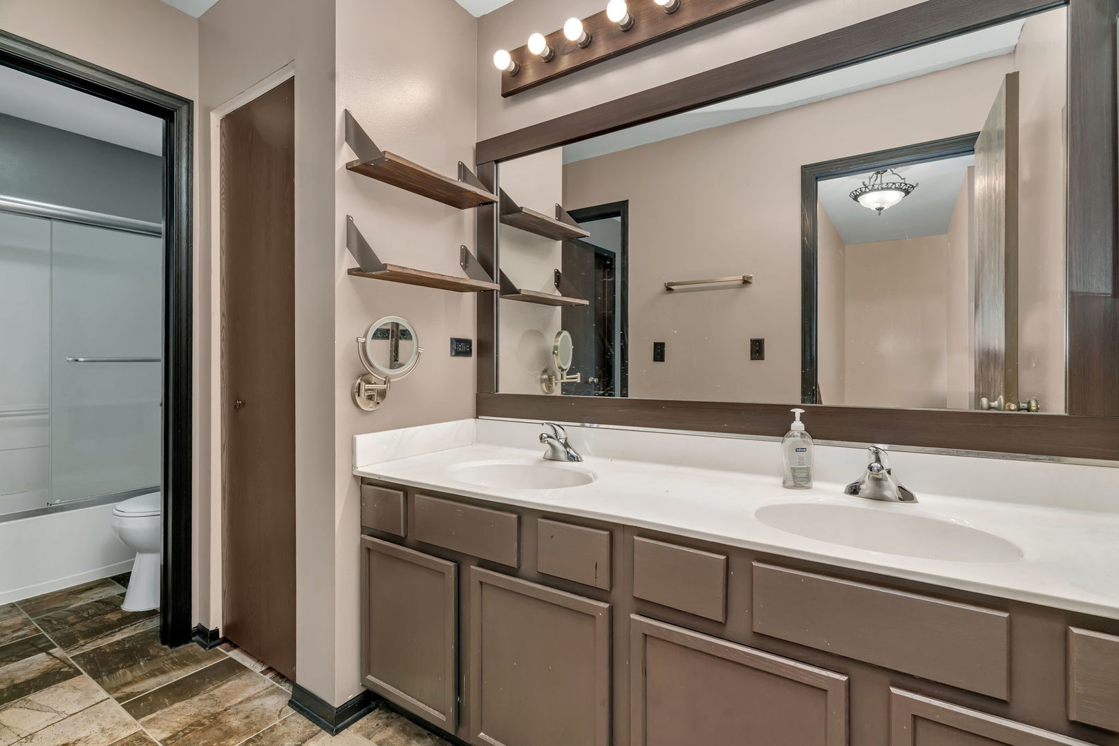 3714 Harms Road Joliet, IL 60435 - Photo 14 of 20