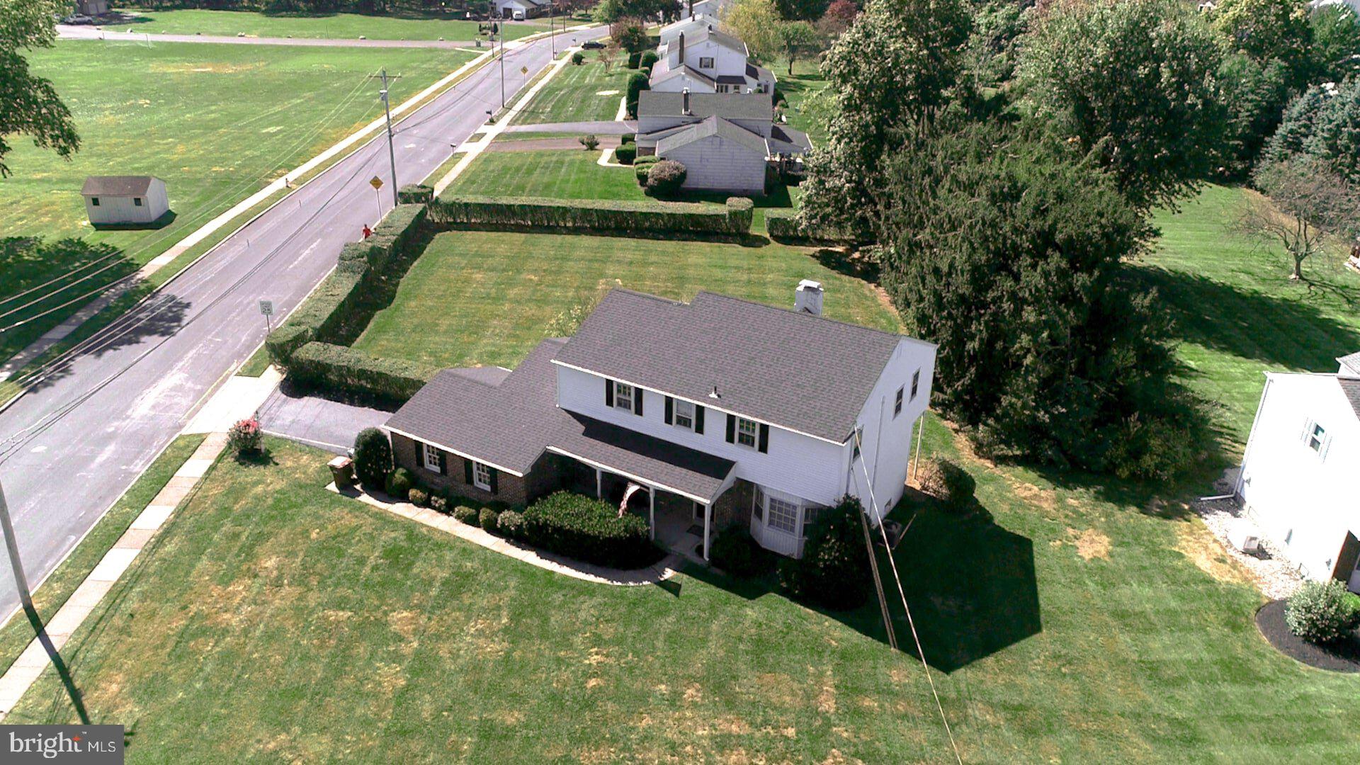 535 Bell Lane Ambler, PA 19002 - Photo 2 of 26
