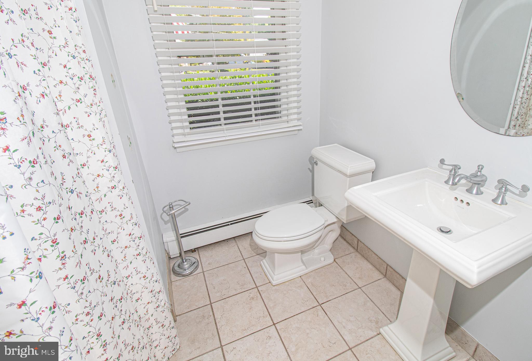 535 Bell Lane Ambler, PA 19002 - Photo 11 of 26