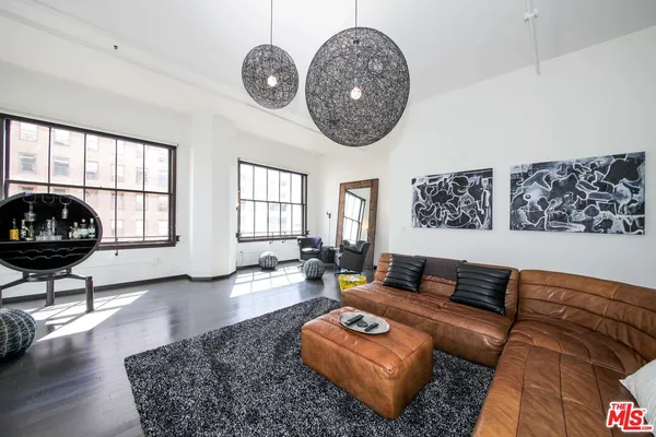 $3,995 | 1645 Vine Street, Unit 603, Los Angeles, CA 90028