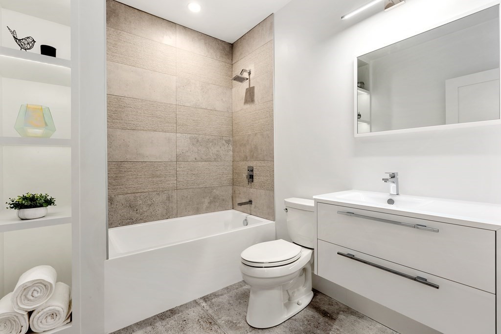 20 Central Road, Unit 2 Somerville, MA 02143 - Photo 15 of 32 Gallery Image 15