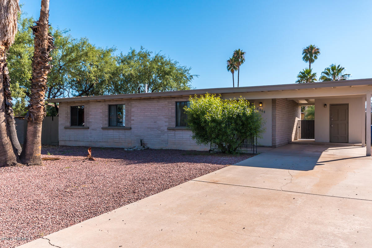 3133 South Kolb Road Tucson, AZ 85730 - Photo 1 of 21 Gallery Image 1