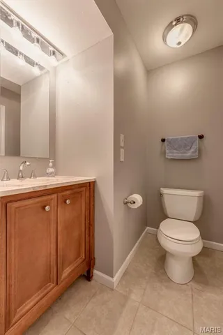 $175,000 | 815 Wendevy Drive, Ballwin, MO 63011