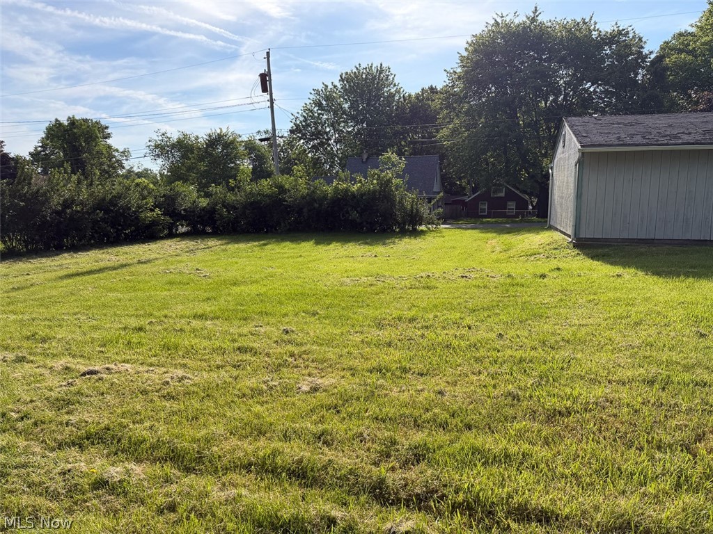 853 Swartz Road Akron, OH 44319 - Photo 8 of 49