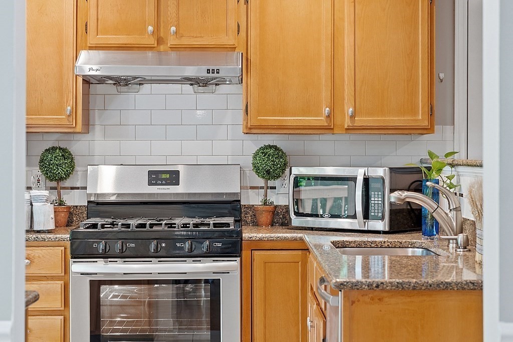 26 Bucklin Road North Andover, MA 01845 - Photo 15 of 40 Gallery Image 15